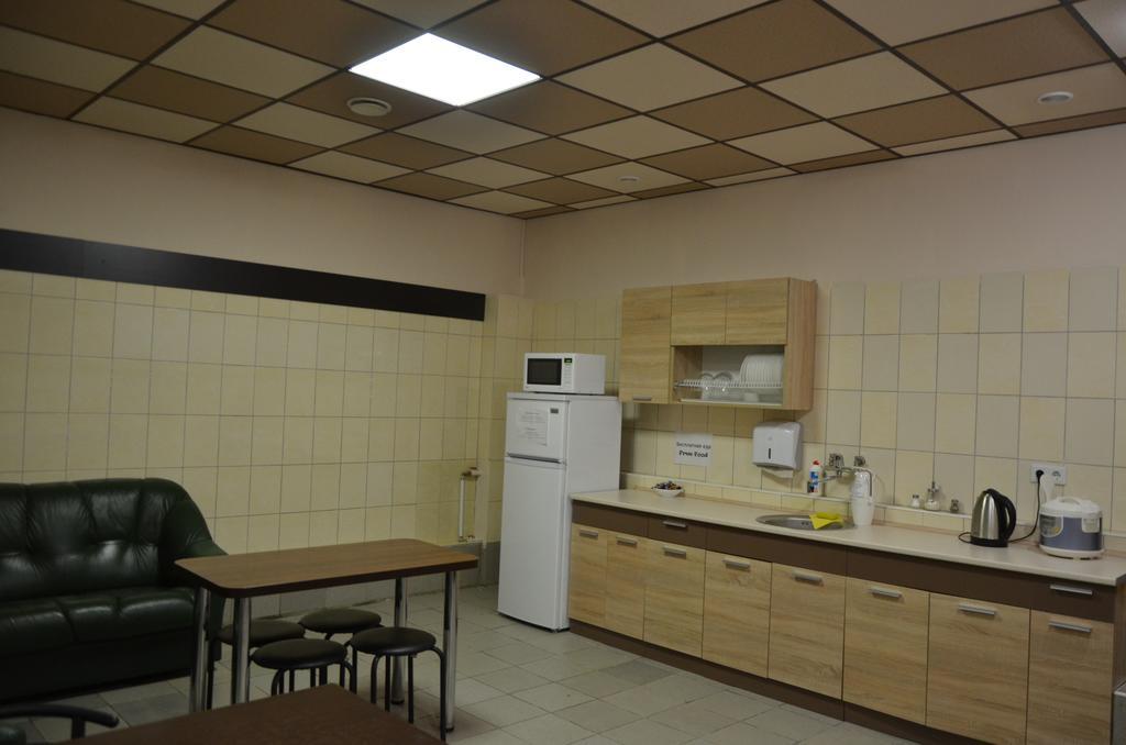 Hostel Vshokoladi Kijów Zewnętrze zdjęcie